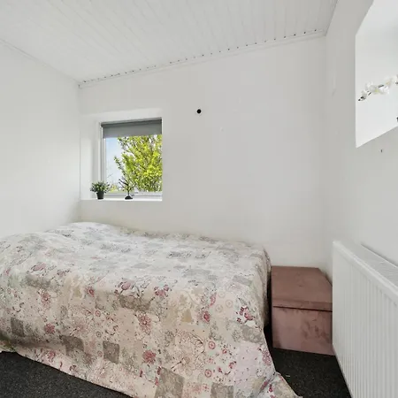 3 Bedroom Lovely In * 阿灵厄